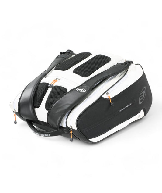 Bullpadel Padel Bag Hack BPP25012 | Black & White
